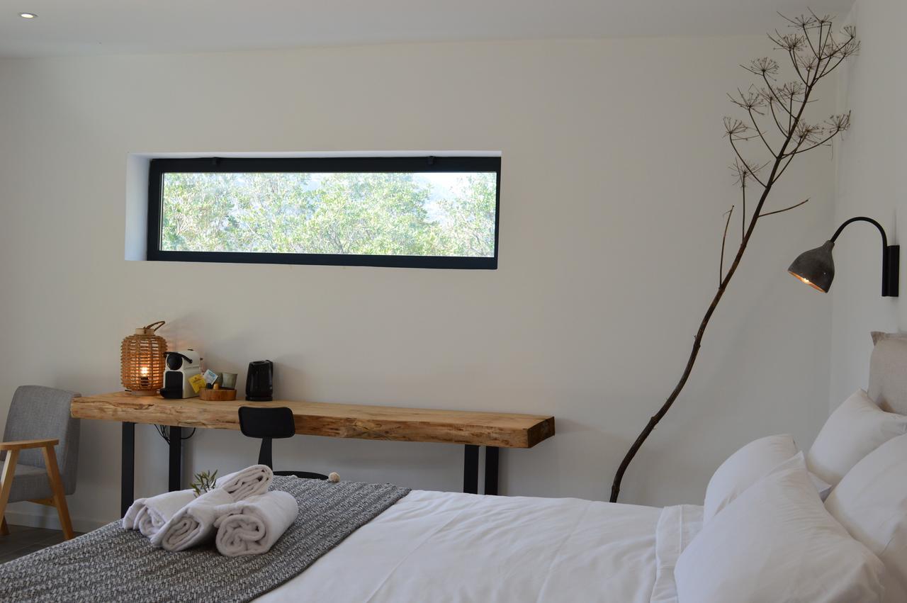 Les Petites Maisons Sotta Luaran gambar