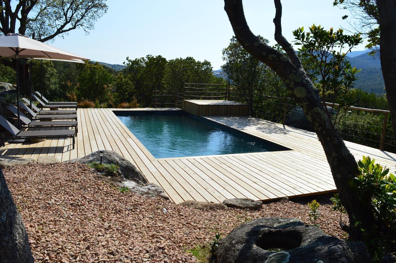 Les Petites Maisons Sotta Luaran gambar